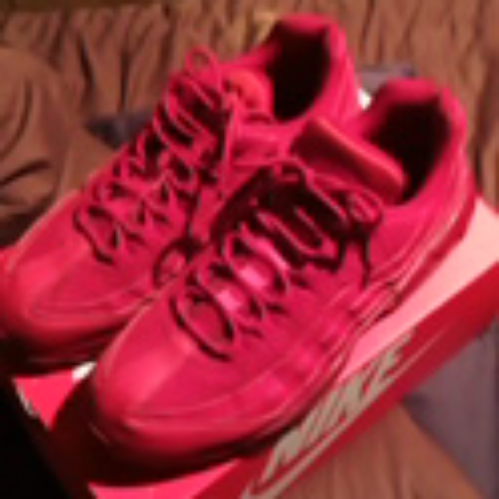 Used all red airmax 95 good condition. Still comfy